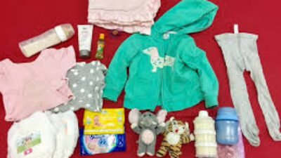 Daftar Perlengkapan Bayi Yang Wajib Dibawa Saat Pergi Berlibur Menggunakan Pesawat Terbang